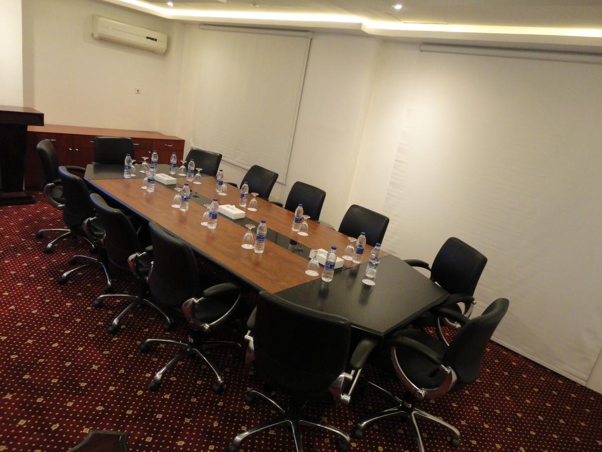 Al Andalus Plaza Hotel Manama Exterior photo